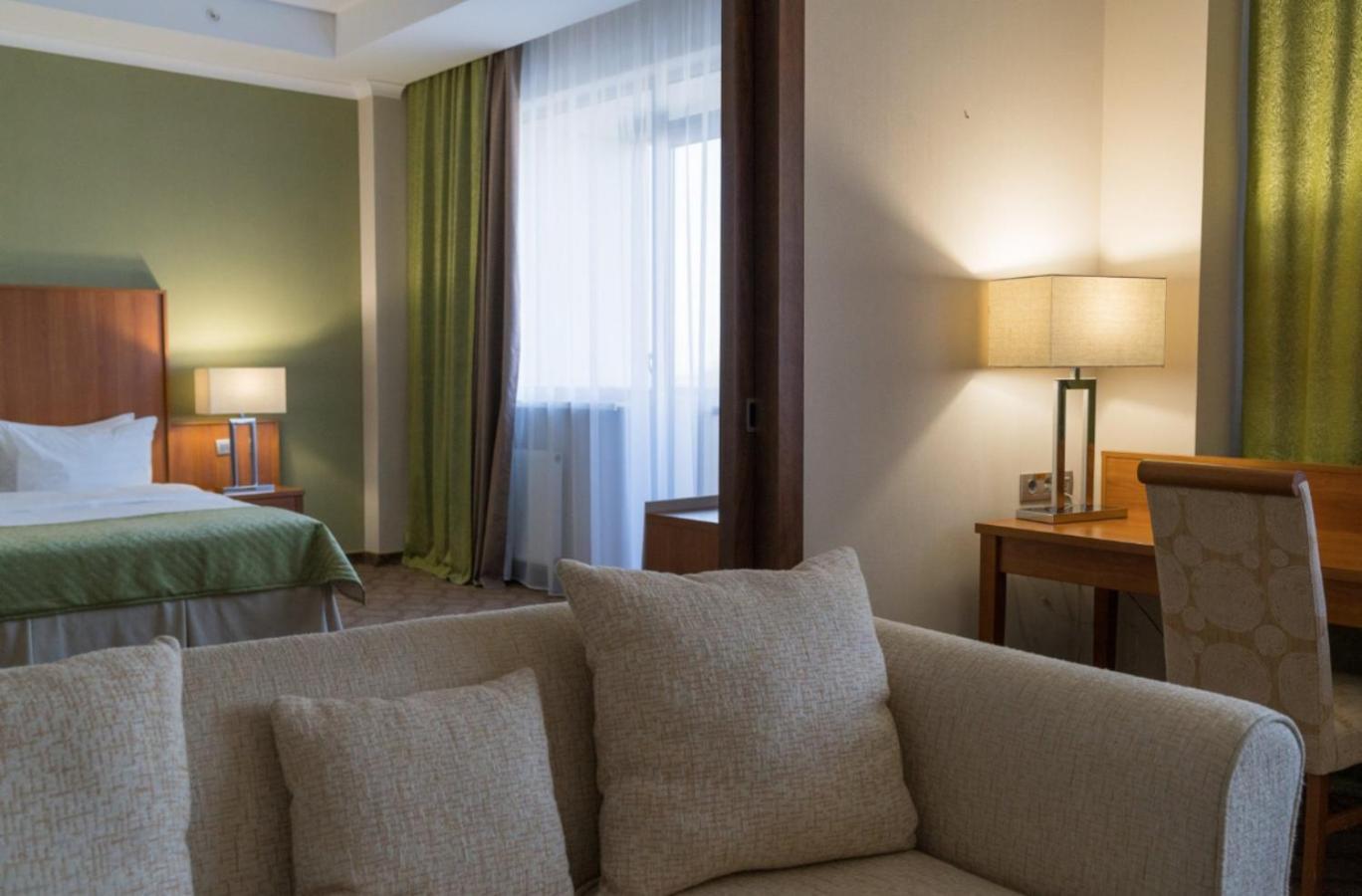 Duman Hotel 4*
