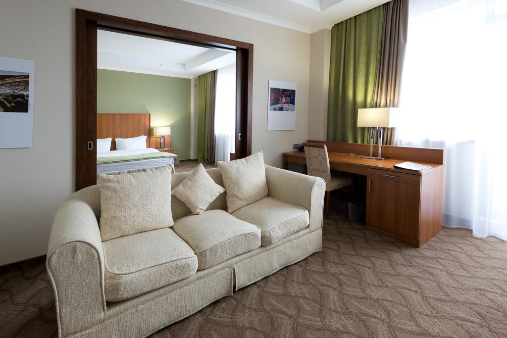 Duman Hotel 4*